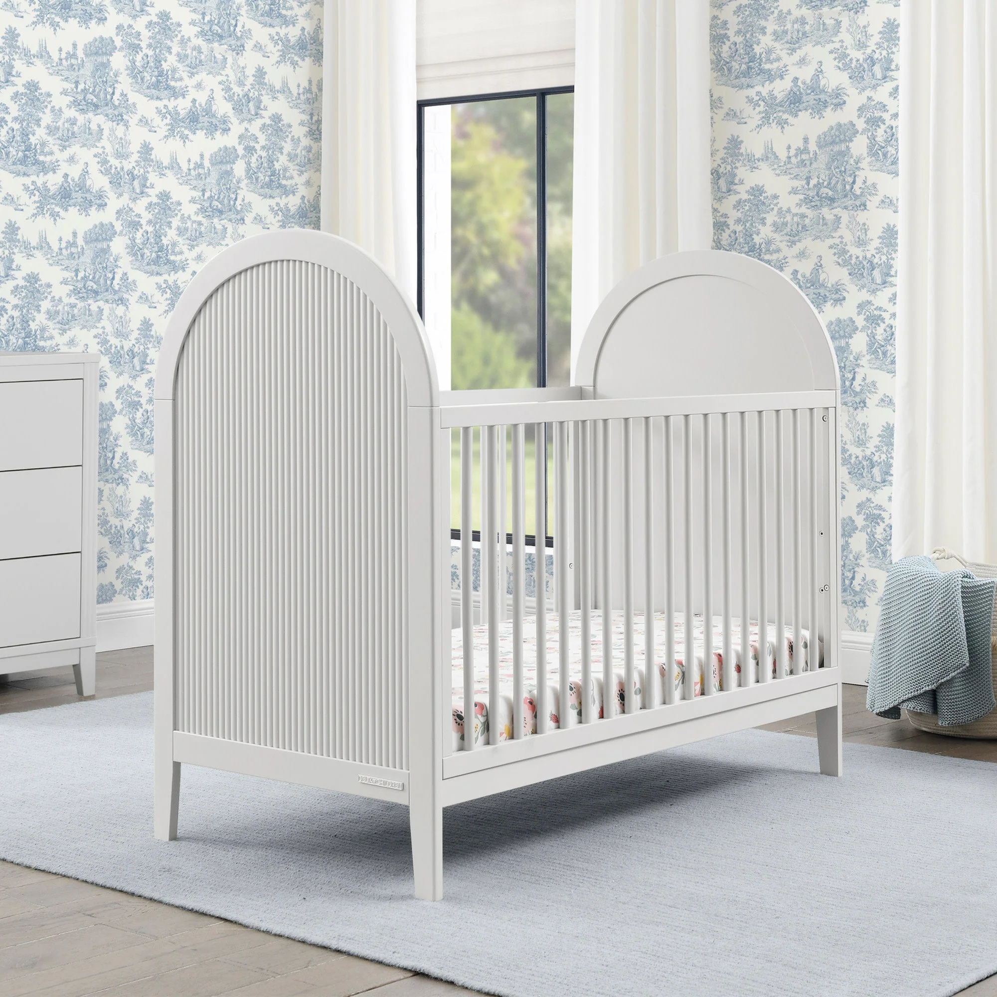 Delta Children 4-in-1 Convertible Crib, Moonstruck Grey - Image 6