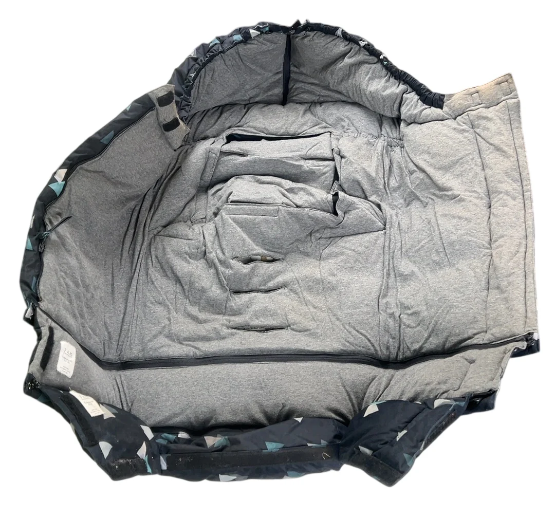 7 A.M. Enfant Blanket 212 Evolution, Aqua Triangle - Image 3