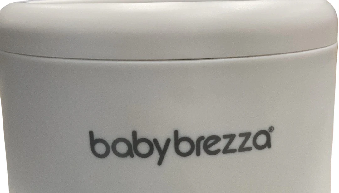 Baby Brezza AirSwirl Bottle Warmer, White - Image 2