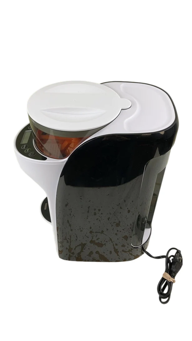 Baby Brezza Formula Pro Advanced Baby Formula Dispenser, White on Black - Image 4