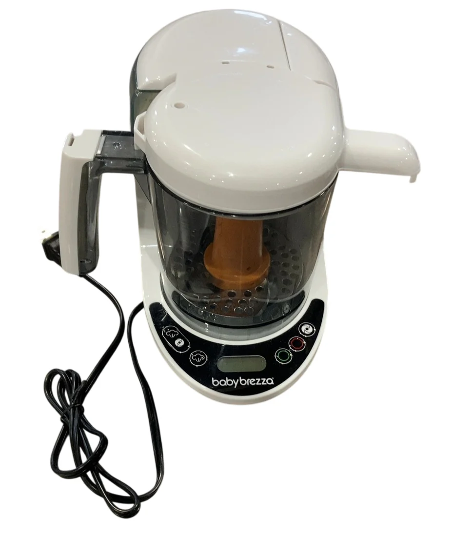 Baby Brezza One Step Food Maker Deluxe, White on Black - Image 3