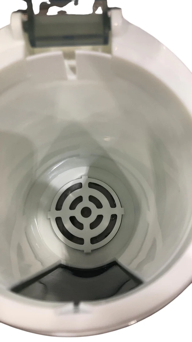 Baby Brezza Safe + Smart Bottle Warmer, White on White - Image 4