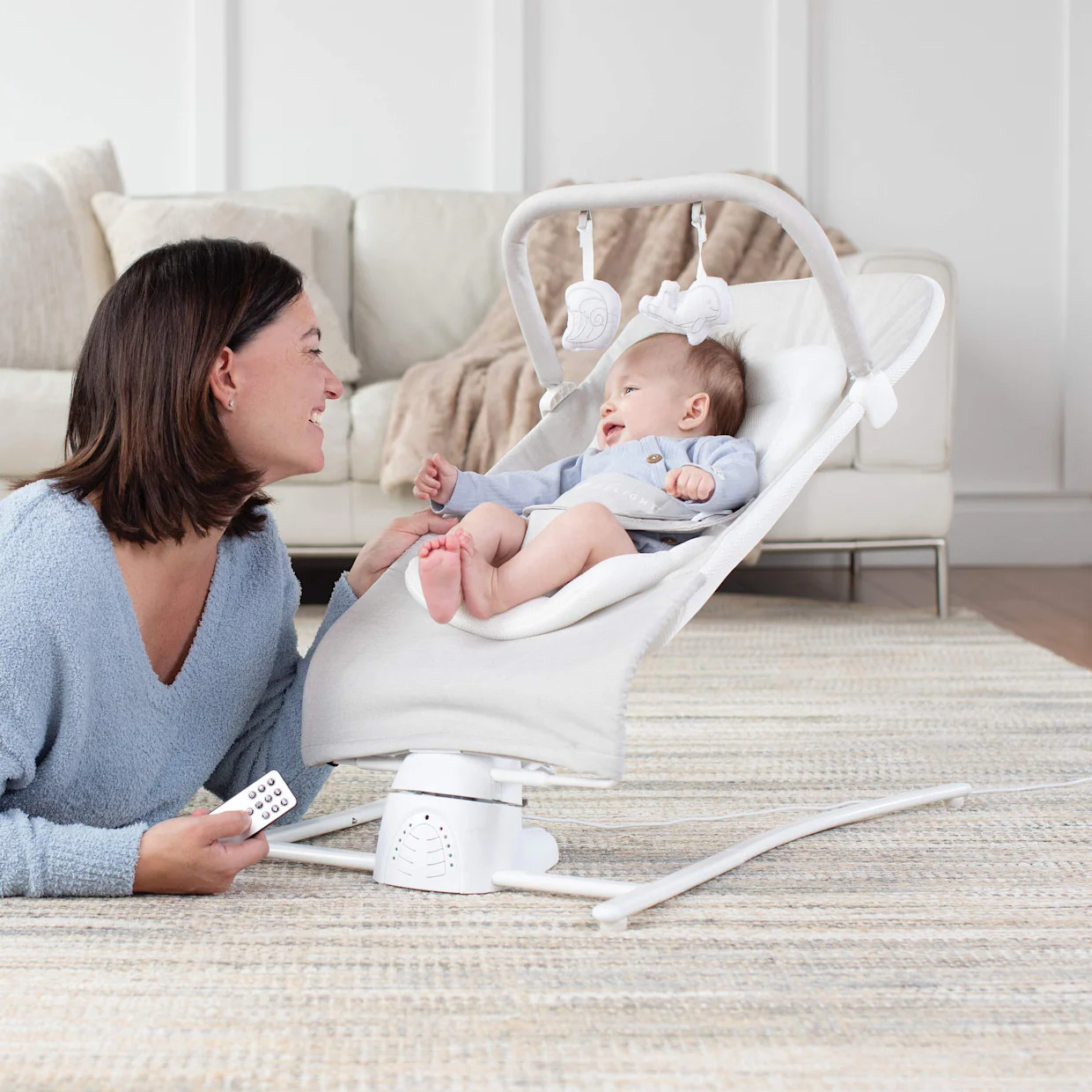 Baby Delight Alpine Wave Deluxe Bouncer With Motion, Driftwood Grey - Image 3