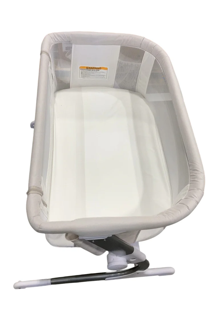 Baby Delight Beside Me Dreamer Bassinet & Bedside Sleeper, Driftwood Grey - Image 4
