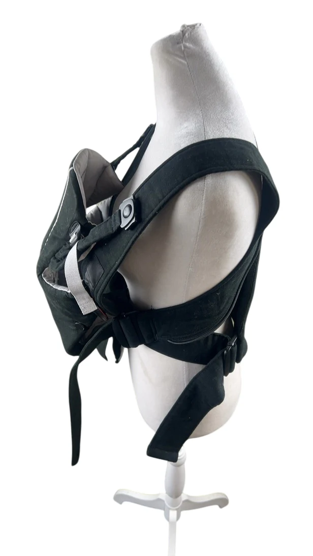 BabyBjorn Baby Carrier Active HIDDEN FOR SELLER PICK UP - Image 4