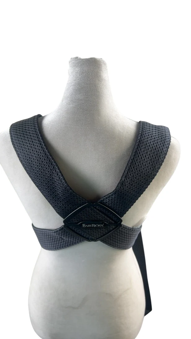 BabyBjorn Baby Carrier Mini, Anthracite 3D Mesh - Image 4