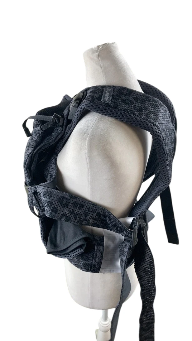 BabyBjorn Baby Carrier One Air 3D Mesh, Anthracite/Leopard - Image 4