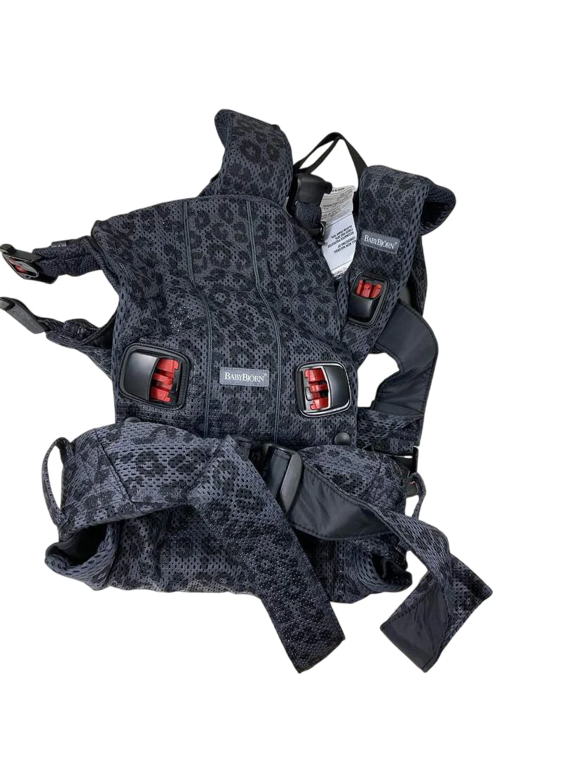 BabyBjorn Baby Carrier One Air 3D Mesh, Anthracite/Leopard - Image 2