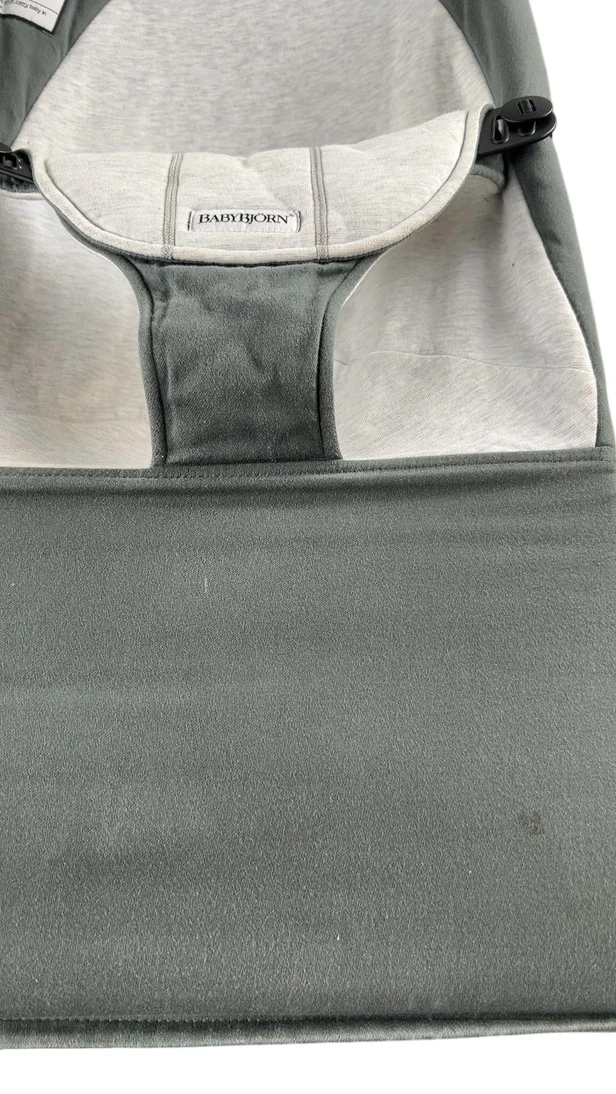 BabyBjorn Bouncer Balance Soft, Black Frame, Dark Gray/Gray - Image 6