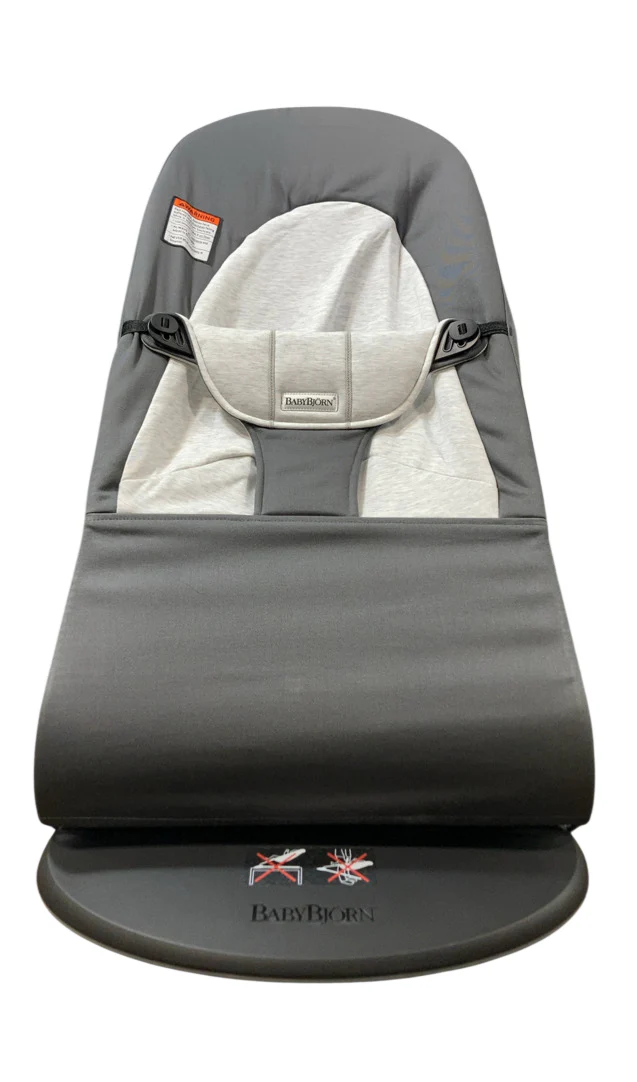 BabyBjorn Bouncer Balance Soft, Black Frame, Dark Gray/Gray - Image 2