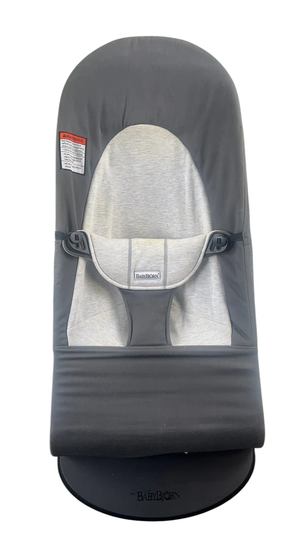 BabyBjorn Bouncer Balance Soft, Black Frame, Dark Gray/Gray - Image 4