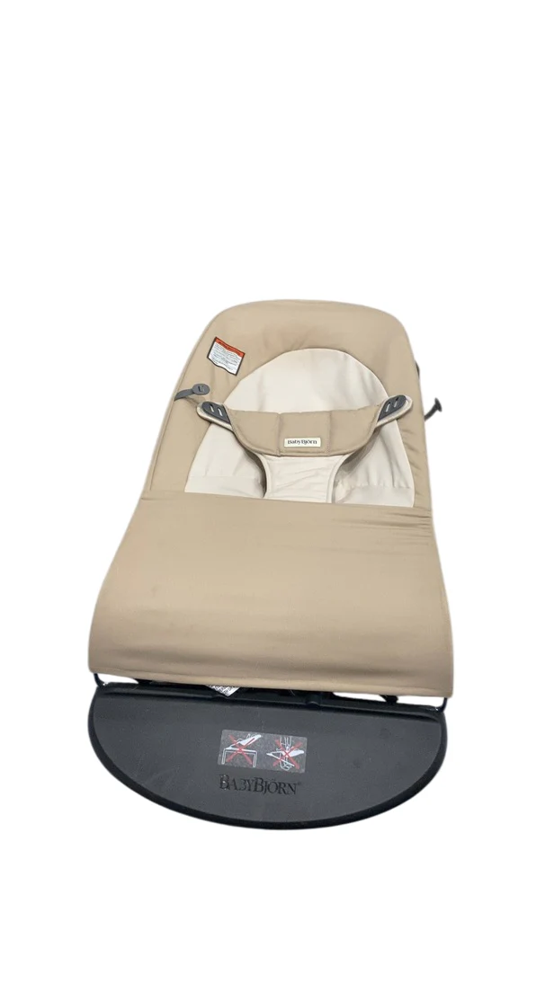 BabyBjorn Bouncer Balance Soft, Dark Gray Frame, Khaki/Beige - Image 3