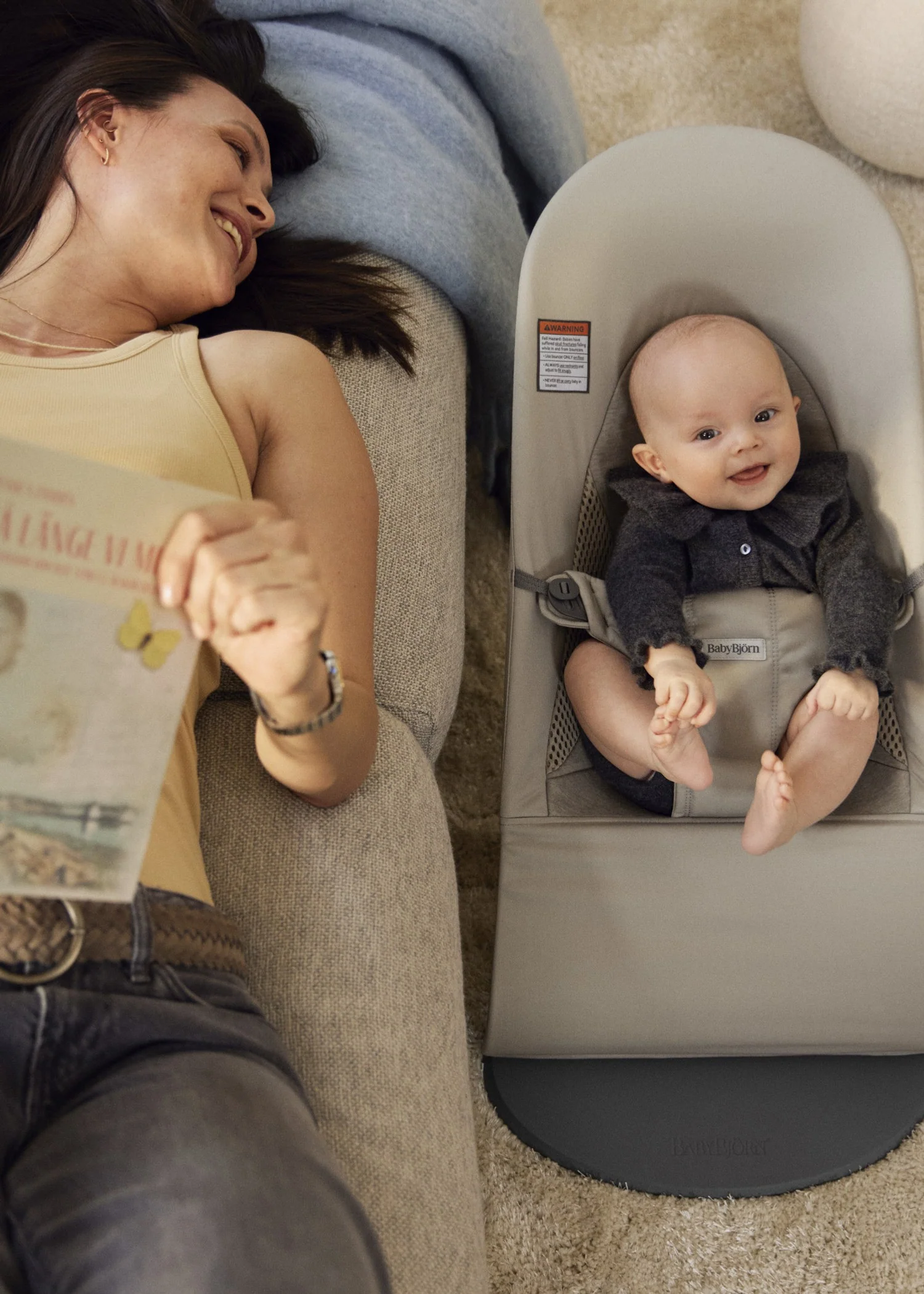 BabyBjorn Bouncer Balance Soft, Dark Gray Frame, Sand Gray TriFabric - Image 4