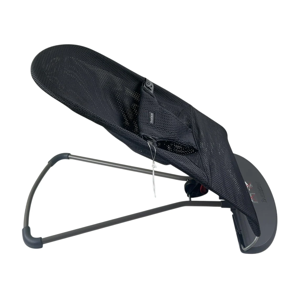 BabyBjorn Bouncer Bliss, Anthracite Mesh, Dark Gray Frame - Image 3