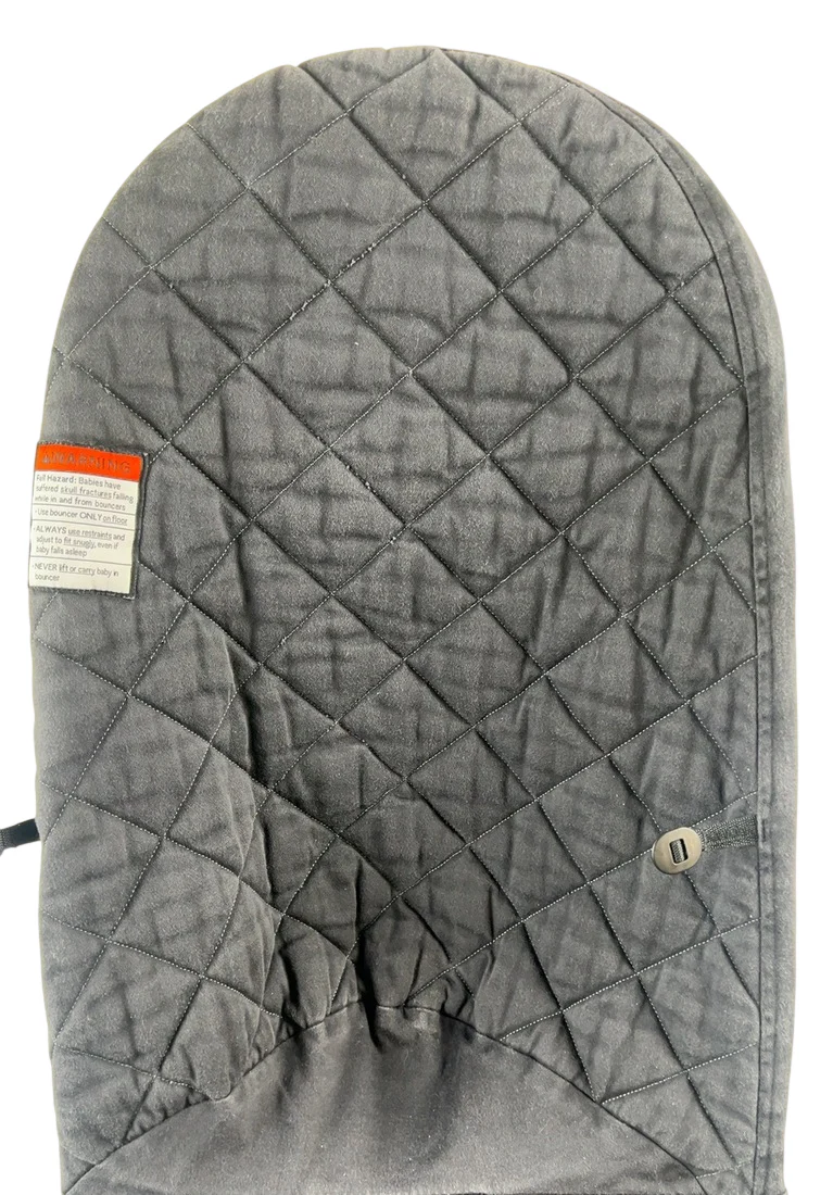 BabyBjorn Bouncer Bliss, Black Cotton Classic Quilt, Dark Gray Frame - Image 5