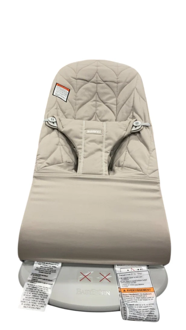 BabyBjorn Bouncer Bliss, Black Frame, Sand Gray Cotton Classic Quilt