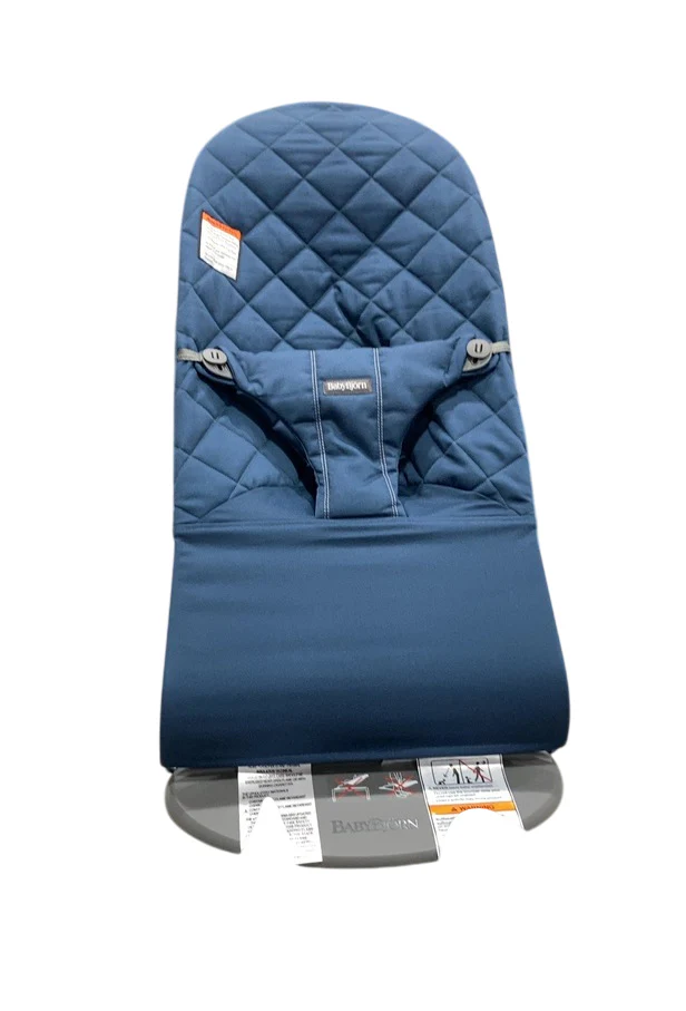BabyBjorn Bouncer Bliss Bundle With Toy Bar, Dark Gray Frame, Googly Eyes Pastels, Midnight Blue Classic Quilt - Image 3