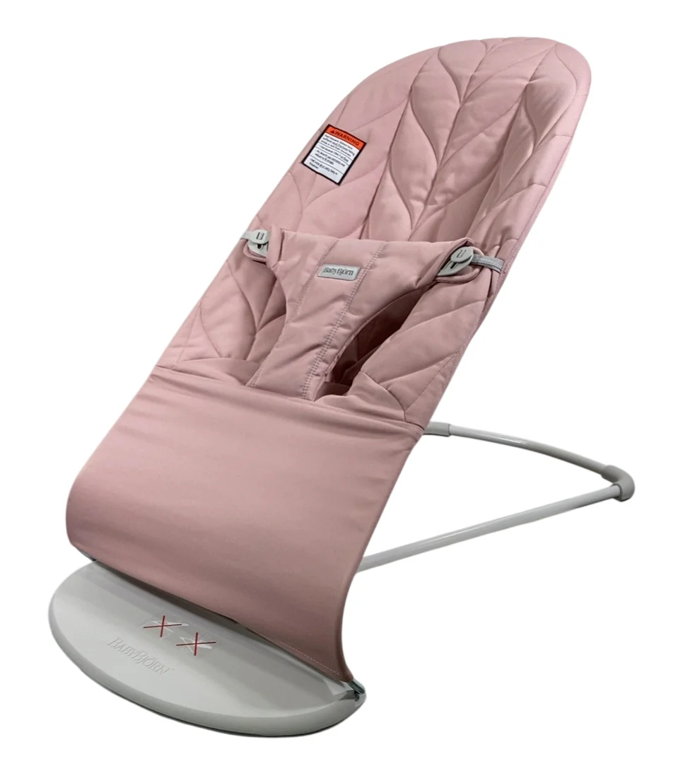 BabyBjorn Bouncer Bliss, Dusty Pink Cotton Petal Quilt, Light Gray Frame