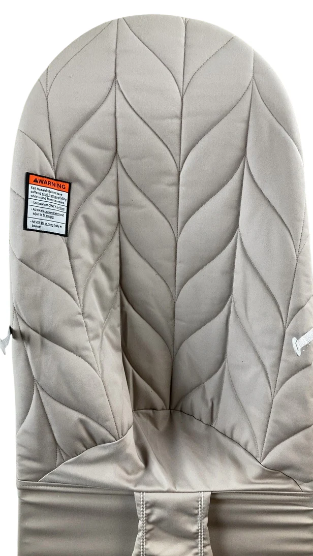 BabyBjorn Bouncer Bliss, Light Gray Frame, Sand Gray Cotton Petal Quilt - Image 5