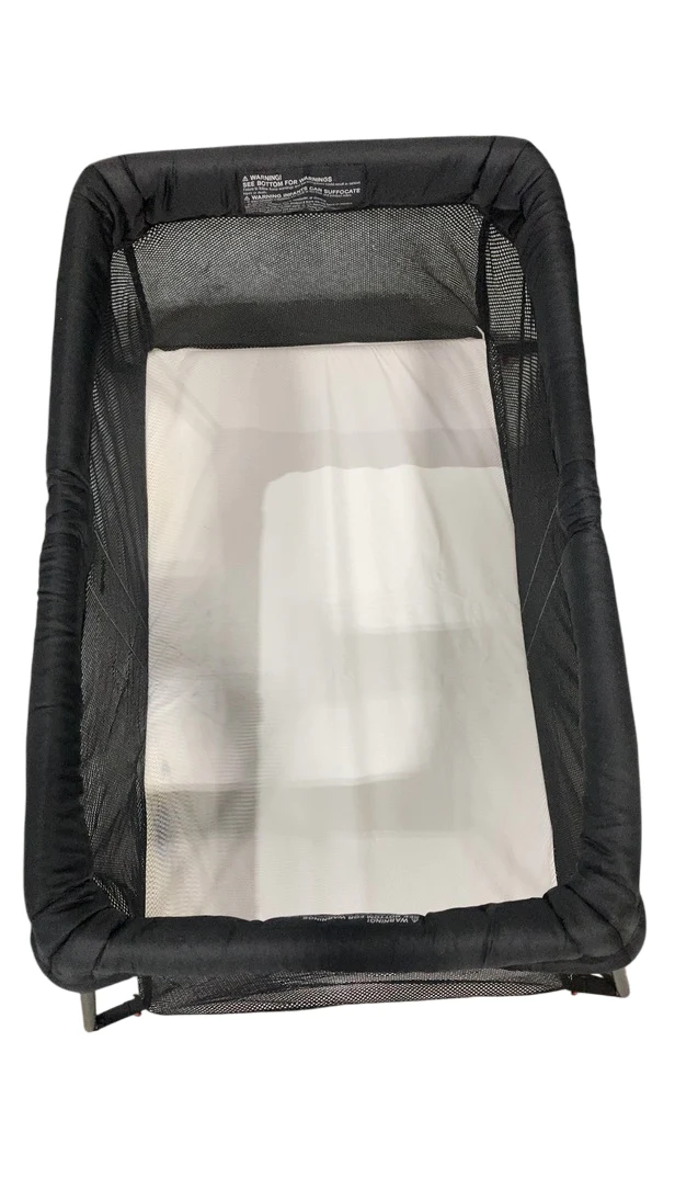 BabyBjorn Travel Crib Light Bundle with Fitted Sheet, Black - Image 5