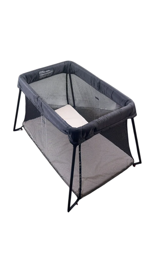 BabyBjorn Travel Crib Light Bundle with Fitted Sheet, Black - Image 3