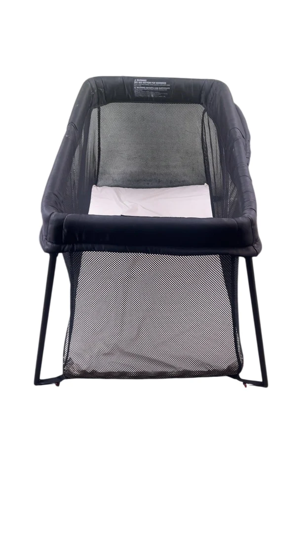 BabyBjorn Travel Crib Light Bundle with Fitted Sheet, Black - Image 3