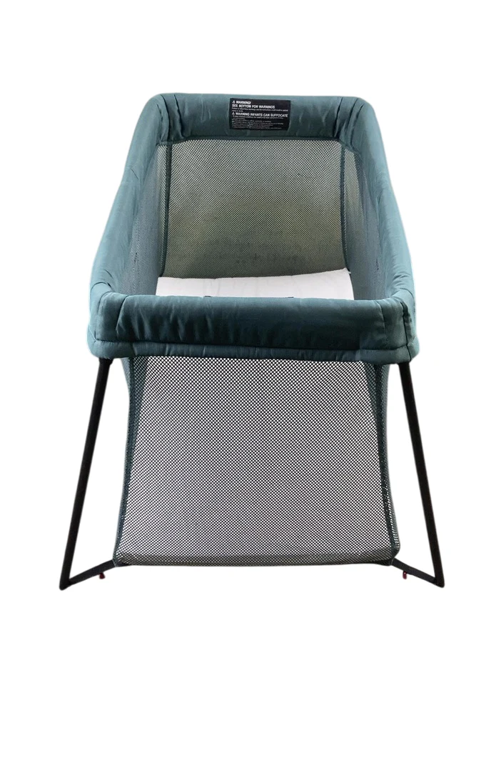 BabyBjorn Travel Crib Light Bundle with Fitted Sheet, Dark Green - Image 4