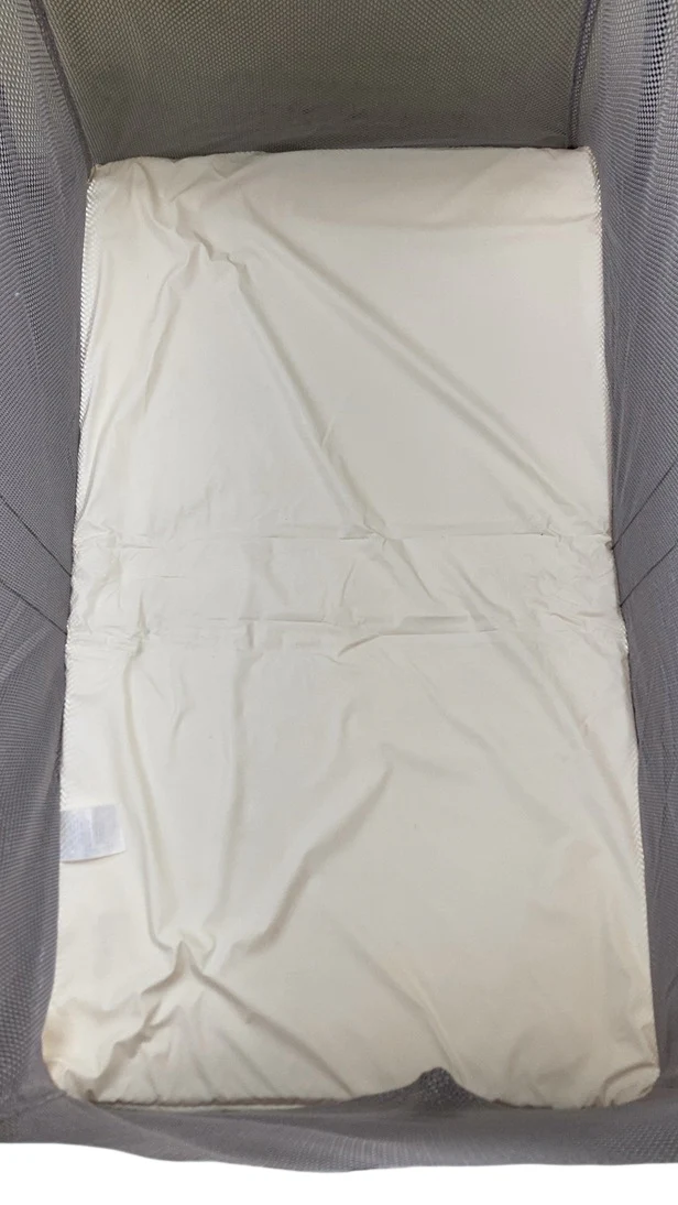 BabyBjorn Travel Crib Light Bundle with Fitted Sheet, Silver - Image 5