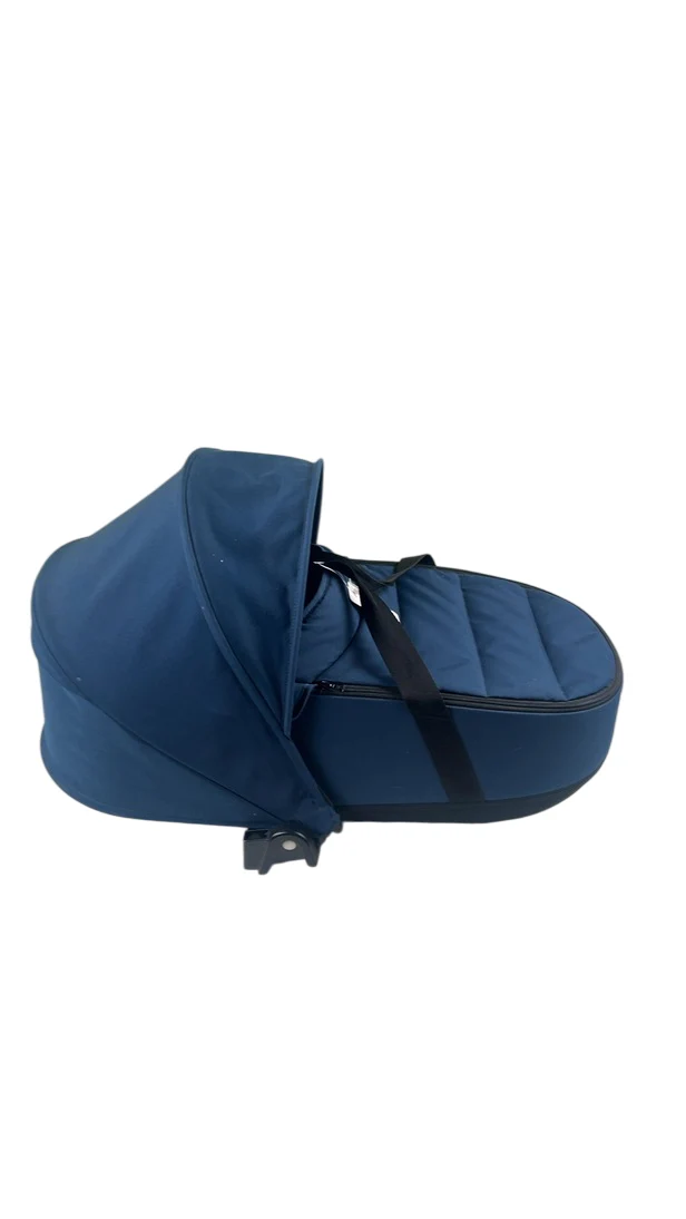 Babyzen YOYO Bassinet, Navy Blue - Image 2