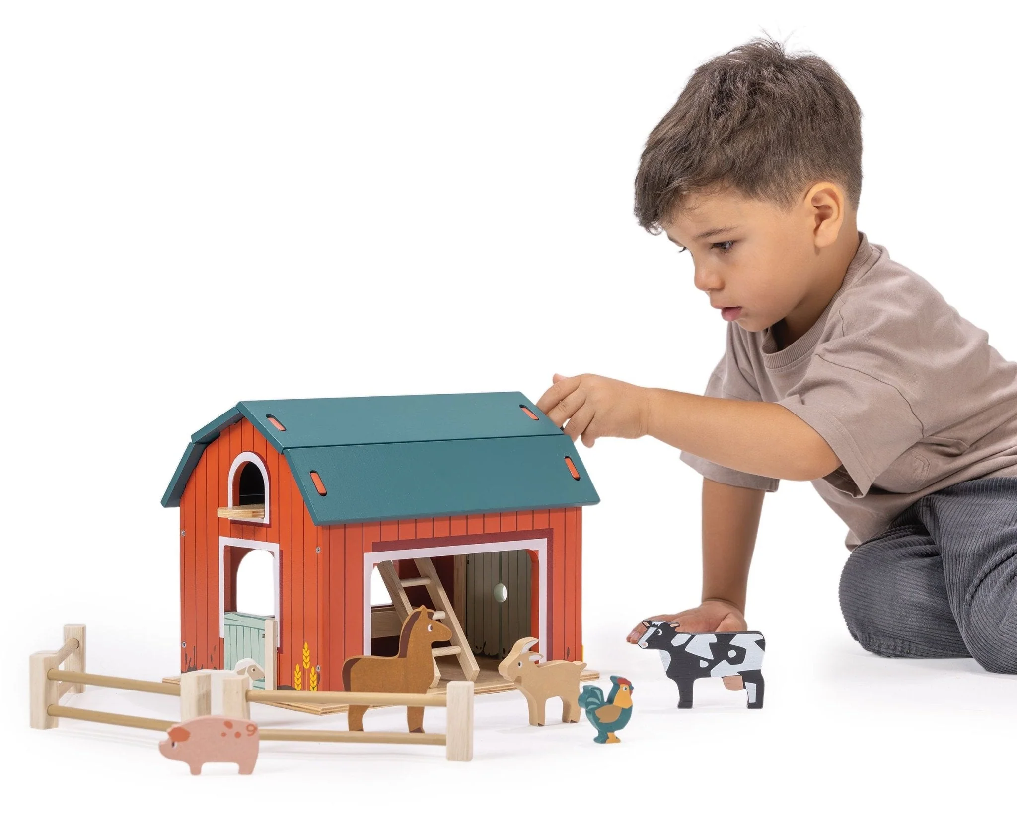 Mentari Big Red Barn Playset - Image 7