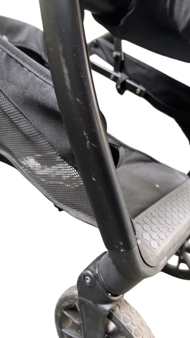 Bombi Bēbee V2 Lightweight Stroller, 2024, Midnight Black - Image 11