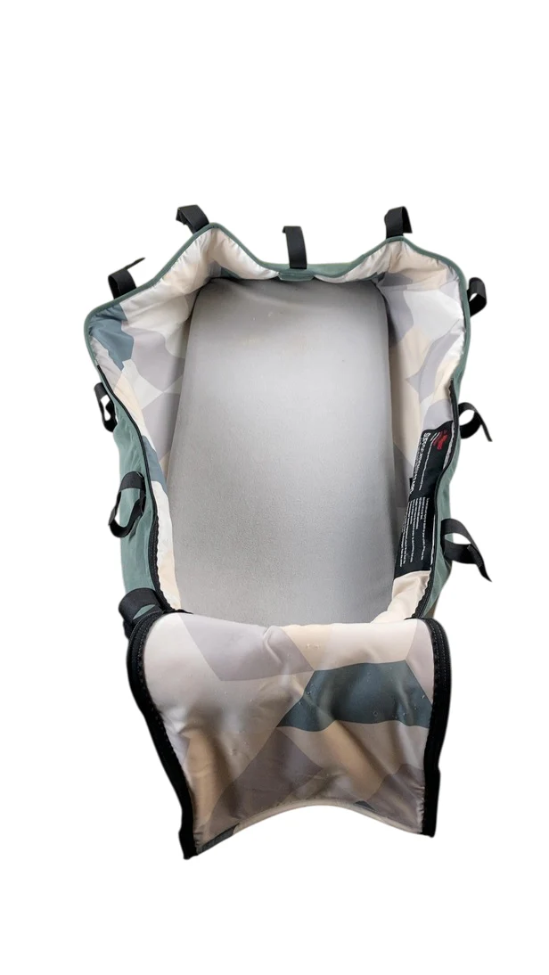 Bugaboo Cameleon Bassinet Fabric And Zip Cover - Image 6