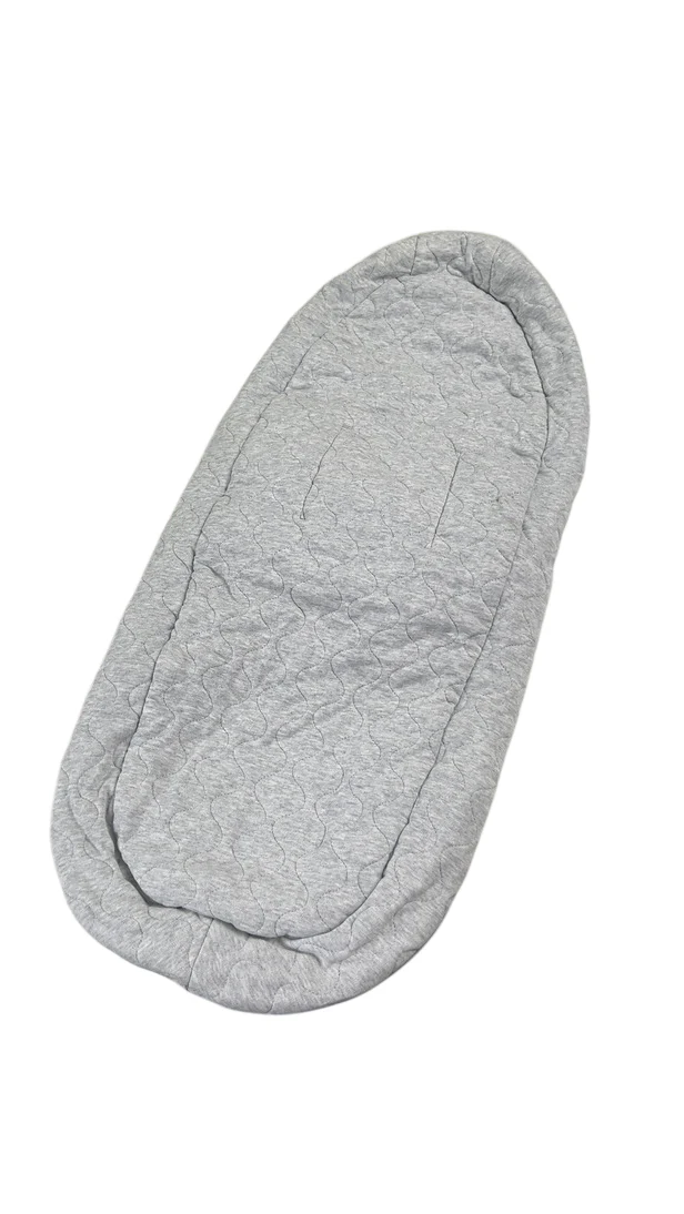Bugaboo Newborn Bassinet Inlay, Light Grey Melange - Image 3