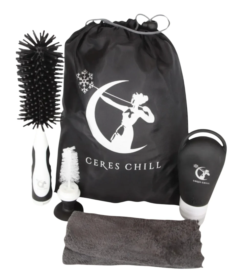 Ceres Chill All-You-Need Washbasin Bag, Black - Image 2