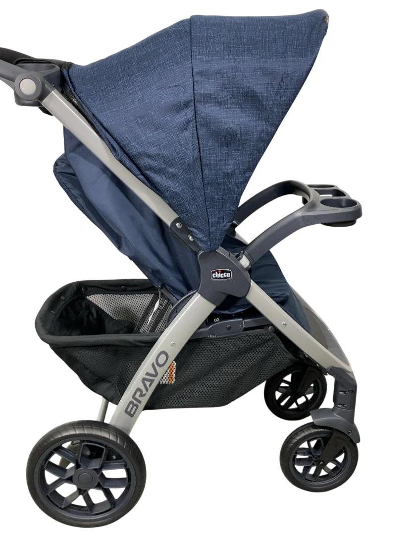 Chicco Bravo Trio Travel System, 2024, Brooklyn - Image 2