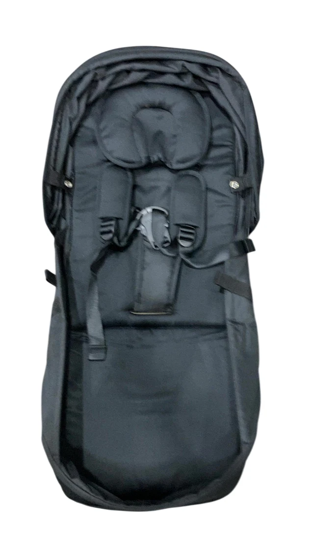 Colugo Compact Infant Kit, Black - Image 3