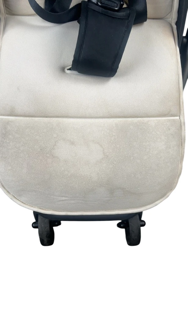 Colugo Compact Stroller, 2022, Cool Grey - Image 7