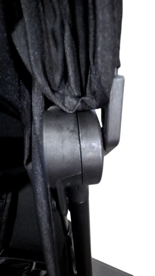 Colugo Compact Stroller+, Black/Black, 2025 - Image 3