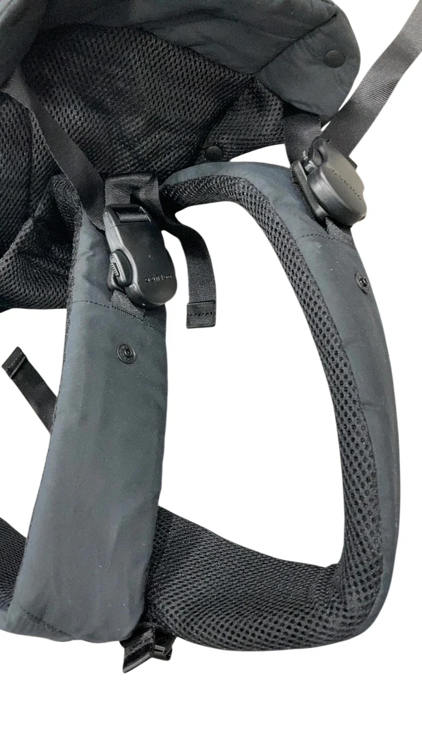 Colugo The Baby Carrier, Black - Image 3