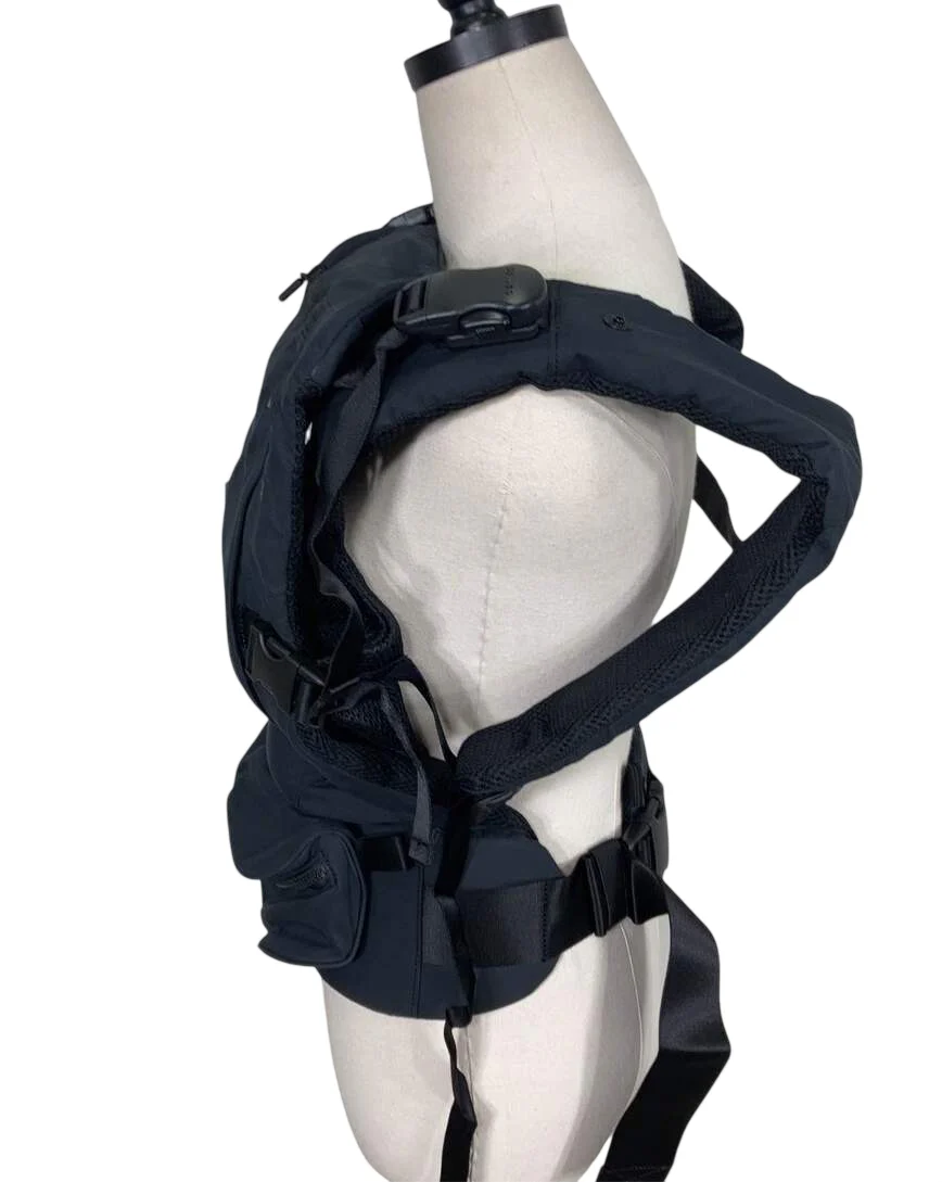 Colugo The Baby Carrier, Black - Image 2