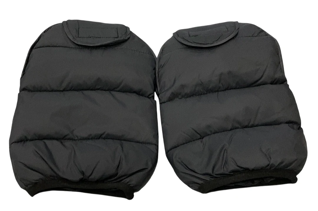 Colugo The Cozy Mittens, Black - Image 3