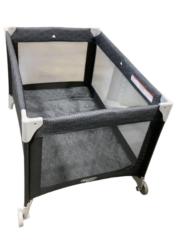 Cosco Kids Funsport Play Yard, Noir Dot