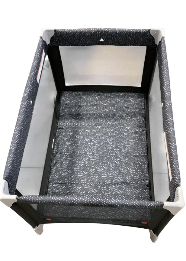 Cosco Kids Funsport Play Yard, Noir Dot - Image 3