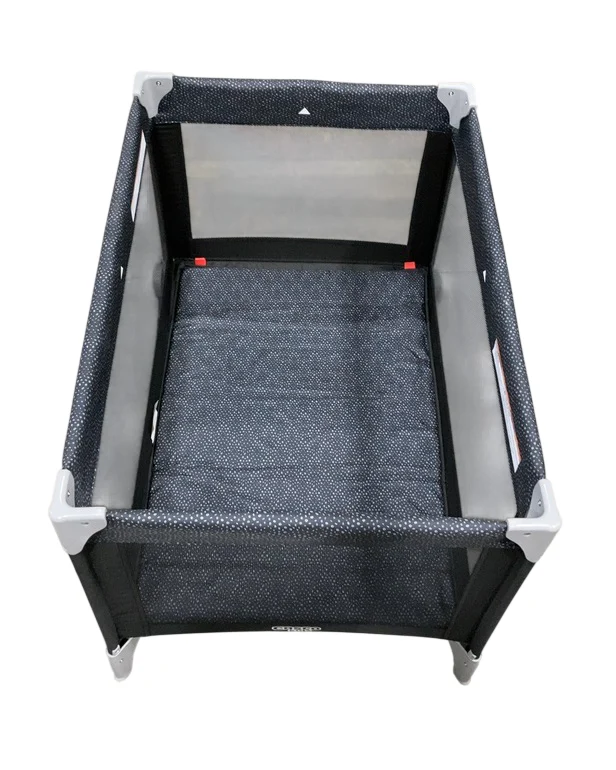 Cosco Kids Funsport Play Yard, Noir Dot - Image 2