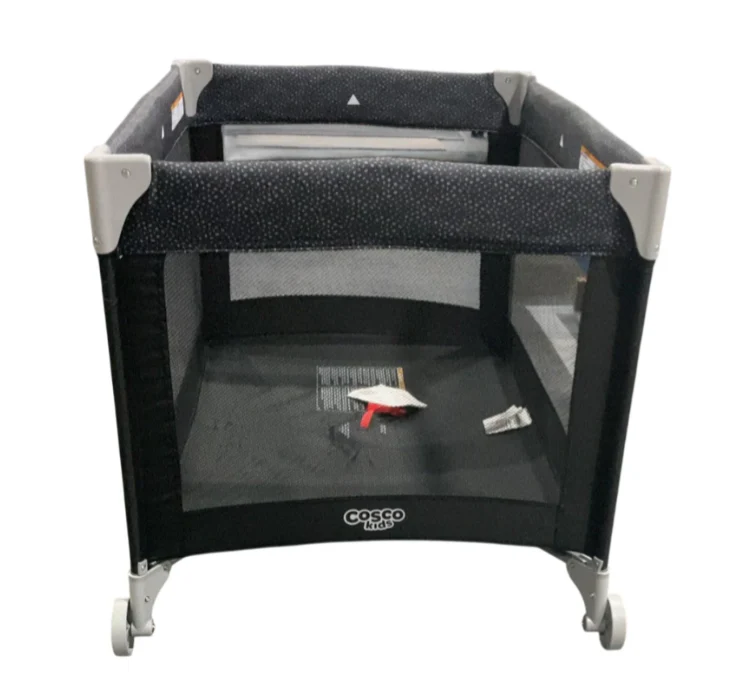Cosco Kids Funsport Play Yard, Noir Dot - Image 2