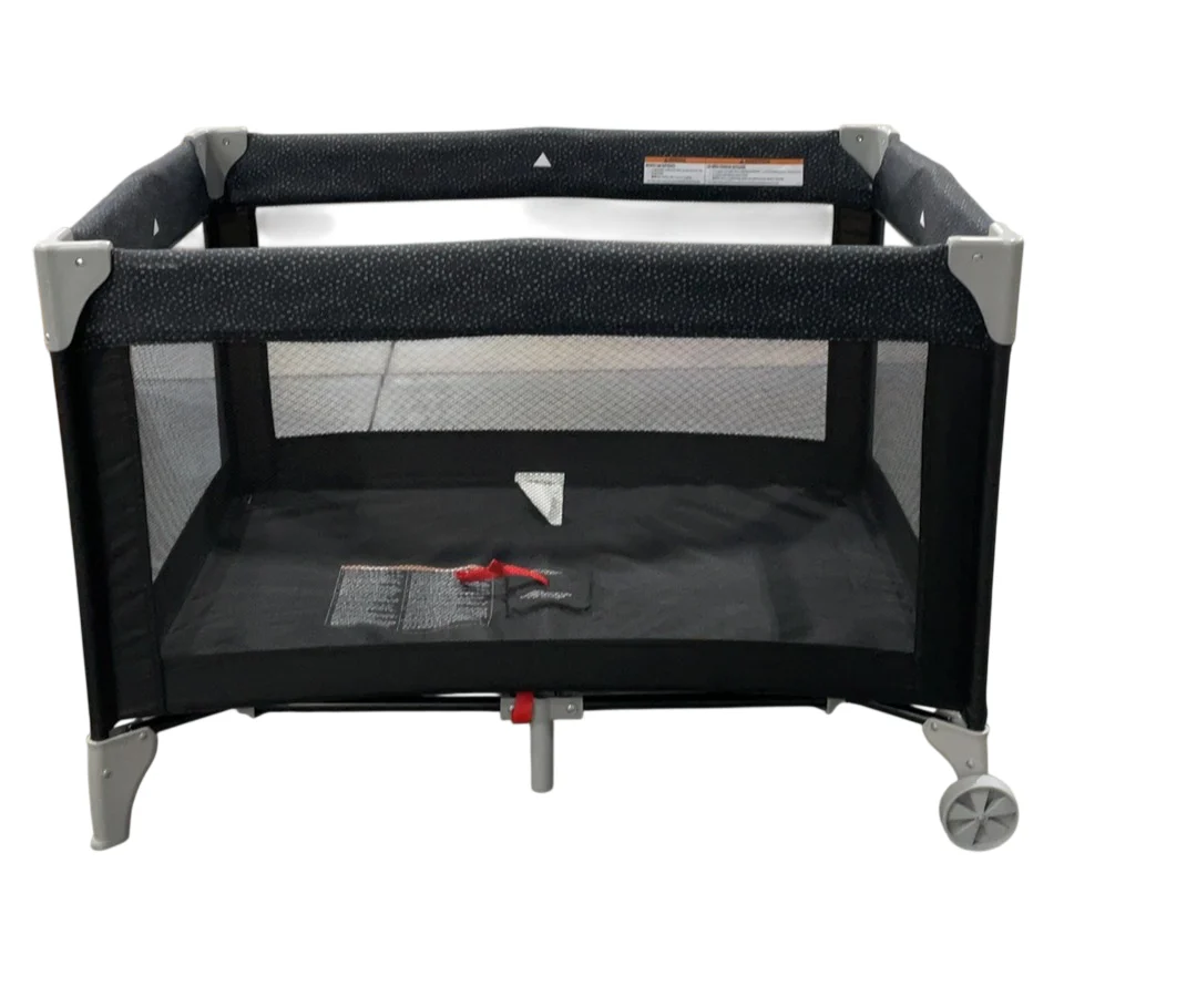 Cosco Kids Funsport Play Yard, Noir Dot - Image 2