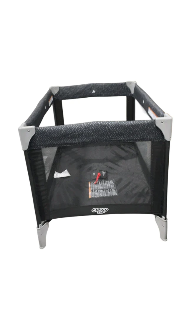Cosco Kids Funsport Play Yard, Noir Dot - Image 3