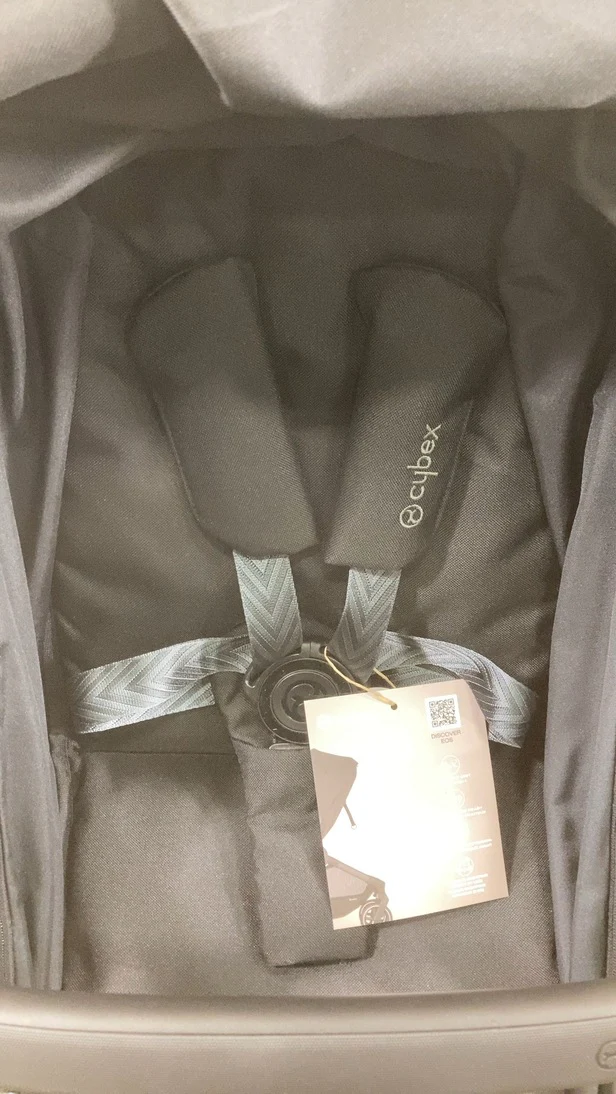 Cybex Eos and Aton G Swivel Travel System, 2024, Black Frame, Moon Black - Image 7