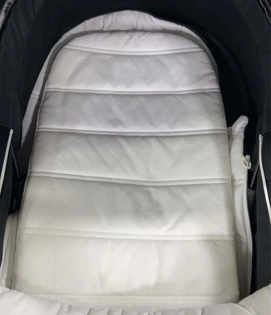 Cybex PRIAM Lux Carry Cot, Deep Black - Image 5