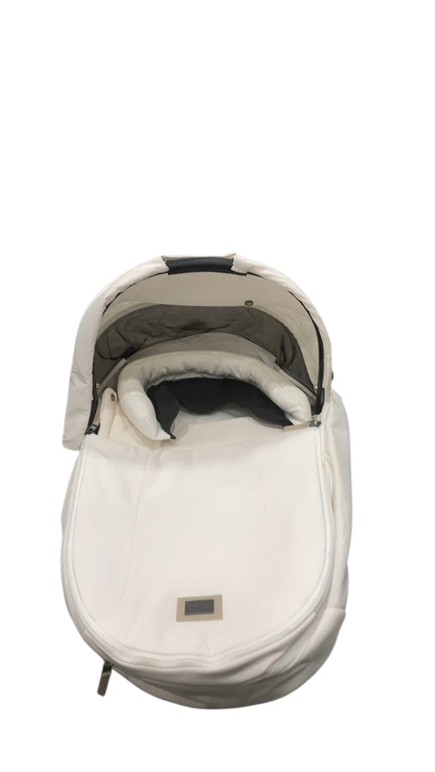 Cybex PRIAM Lux Carry Cot, Off White - Image 3